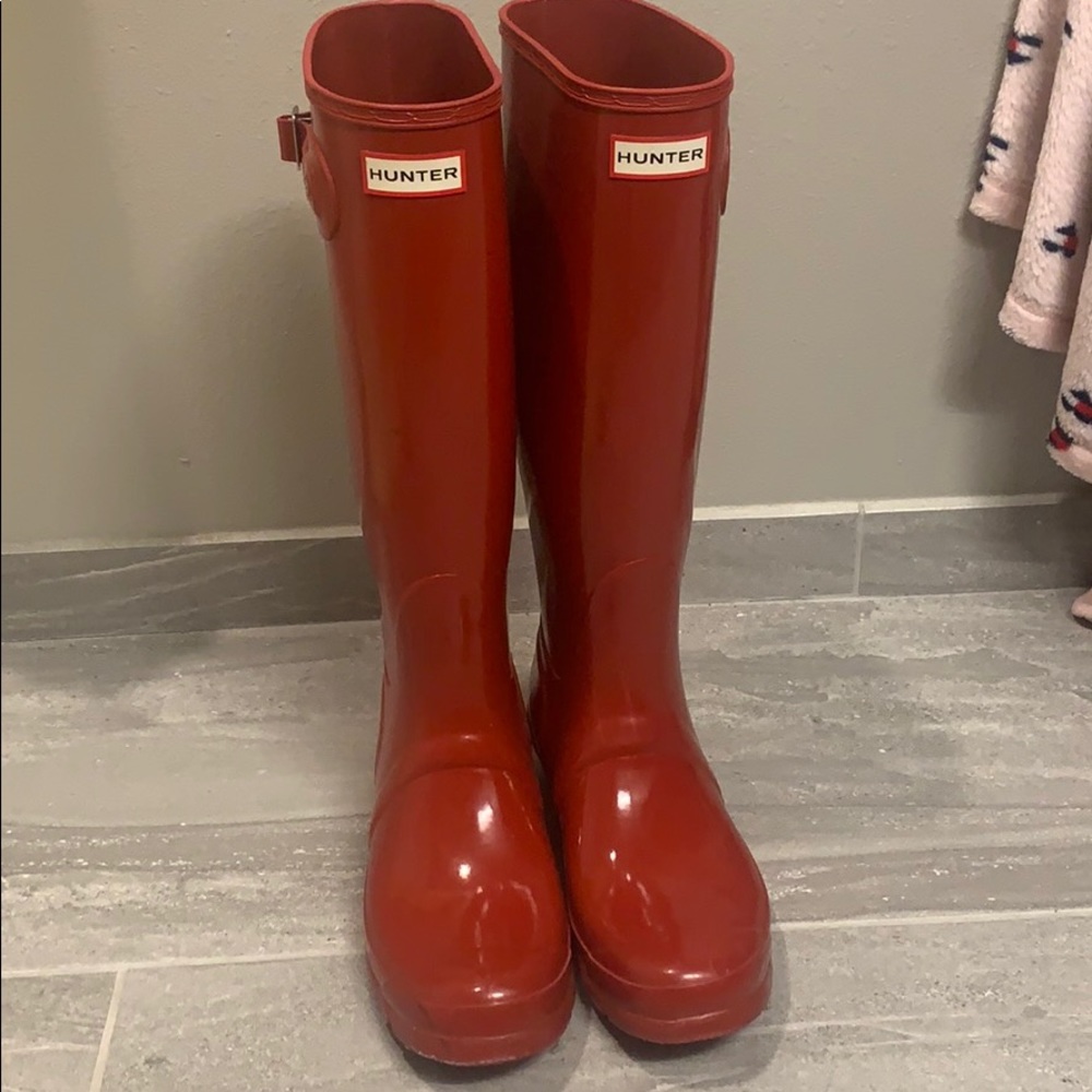 Glossy Red Hunter Rain Boots- Great Condition